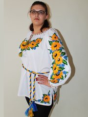Женская вышитая блуза "Подсолнухи", 56