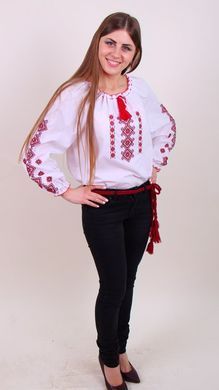 Подростковая вышитая блуза "Яринка" с красной вышивкой